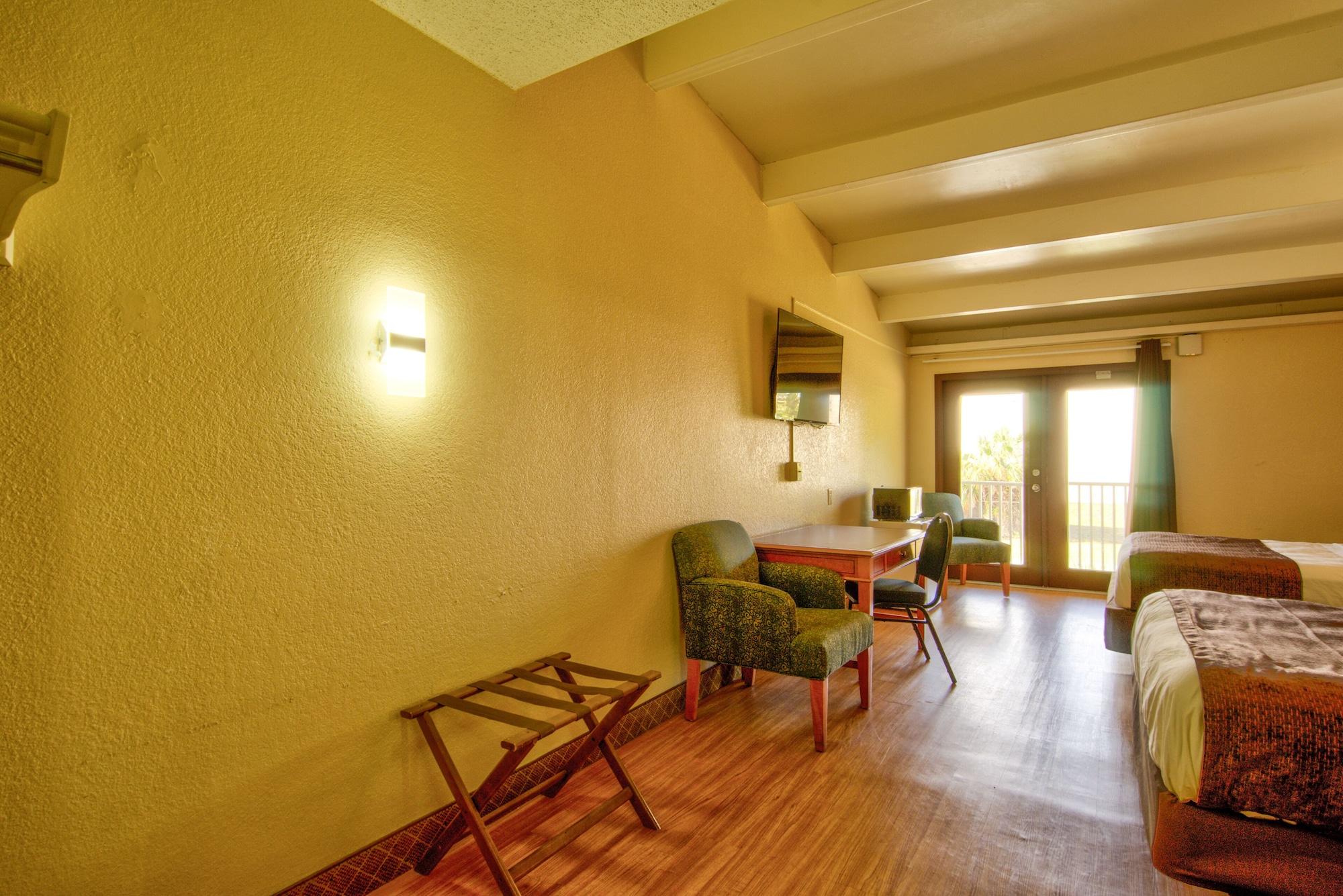 Clearwater Hotel Buitenkant foto
