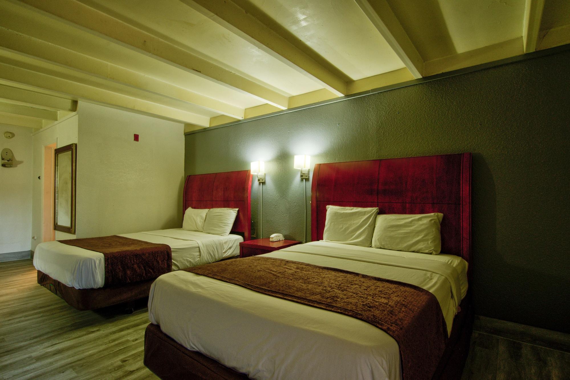 Clearwater Hotel Buitenkant foto