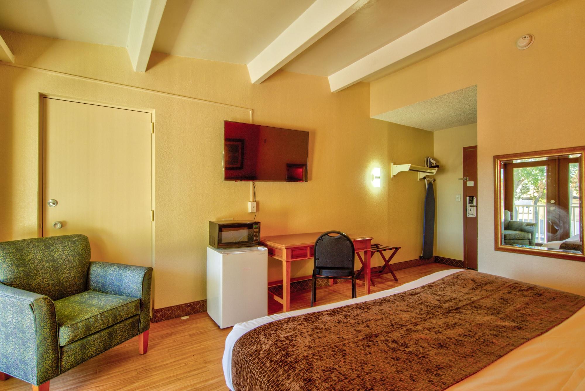 Clearwater Hotel Buitenkant foto