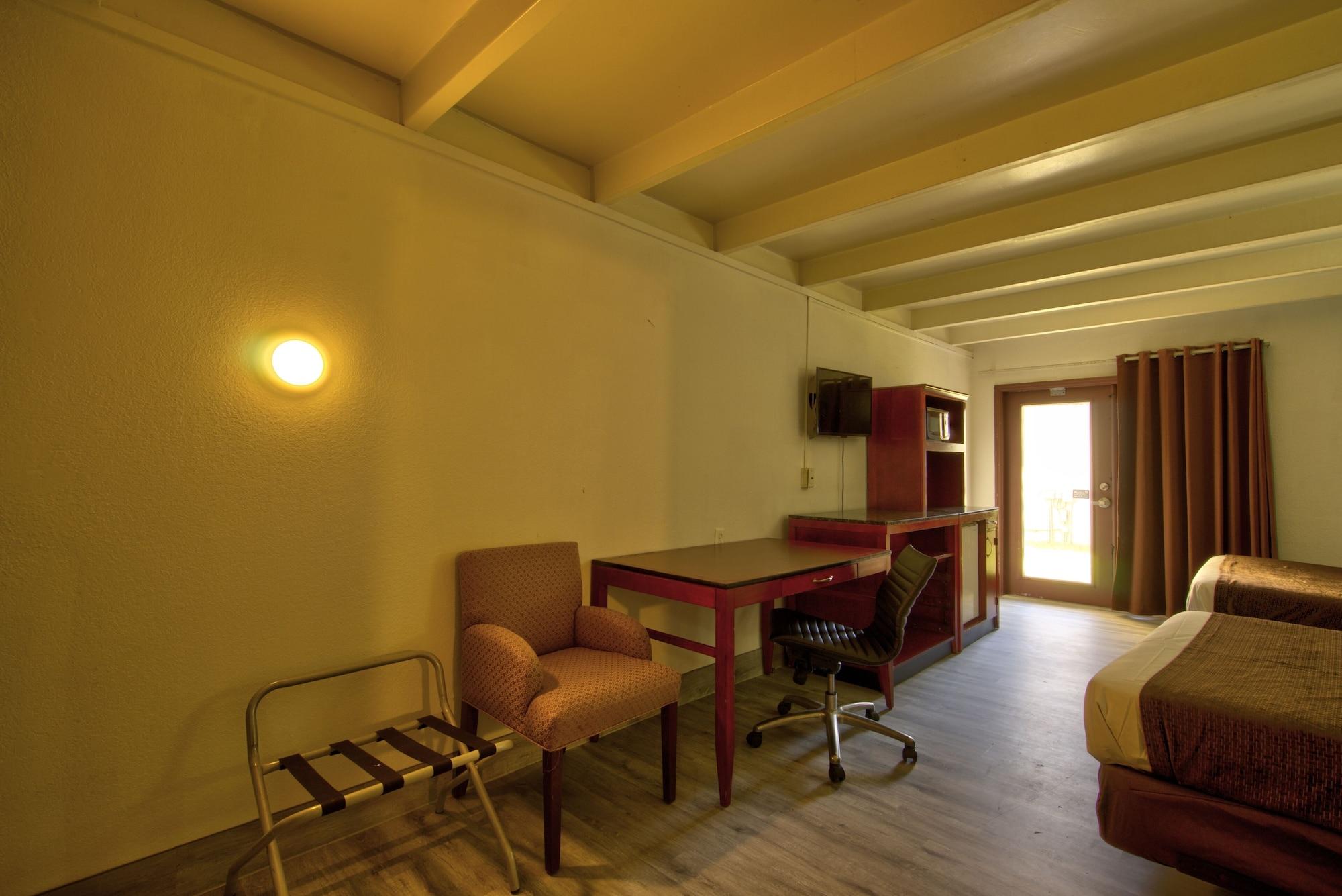 Clearwater Hotel Buitenkant foto